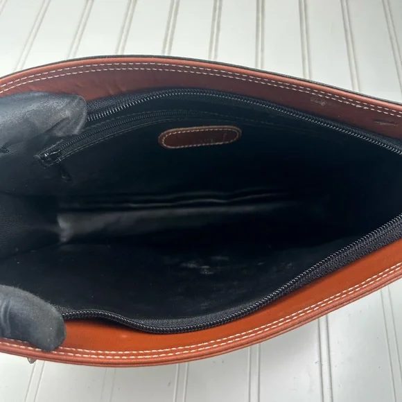 Valentino Garavani Vintage Black and Brown Leather Clutch Bag - Picture 6 of 8